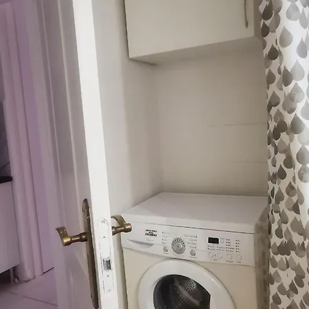 Apartamento Con La Piscina Climatizada