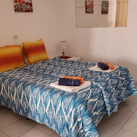 Apartamento Con La Piscina Climatizada Lägenhet
