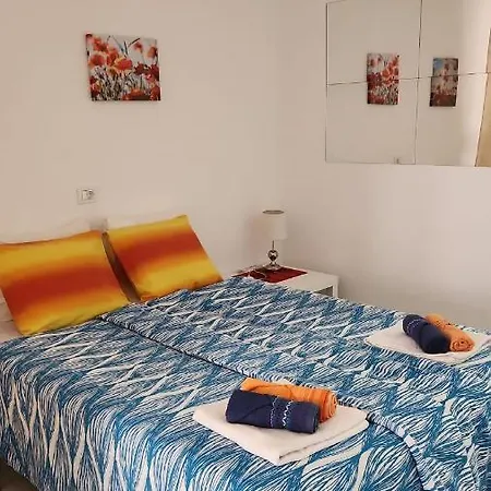Apartamento Con La Piscina Climatizada Lägenhet
