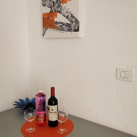 Apartamento Con La Piscina Climatizada Lägenhet